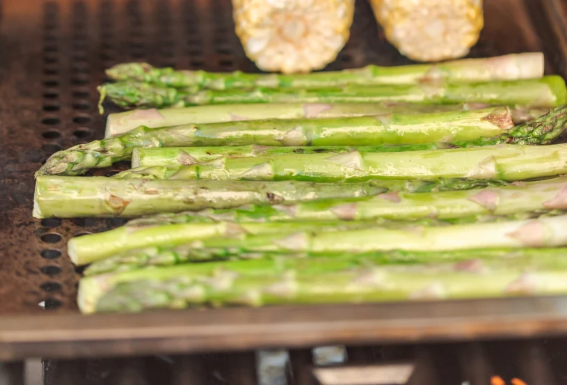 Taki grill nie tuczy. Najlepsze przepisy na warzywa z rusztu