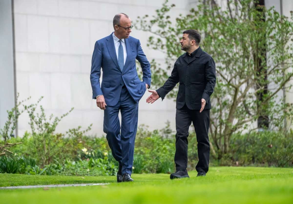 "Kreatywny pomysł, ale sprawdzamy, czy zgodny z Traktatami UE" - tak skomentował w rozmowie z brukselską dziennikarką RMF FM wysoki rangą polski dyplomata inicjatywę kanclerza Niemiec. Friedrich Merz proponuje przyznać Ukrainie nowy status "członka stowarzyszonego" UE. 