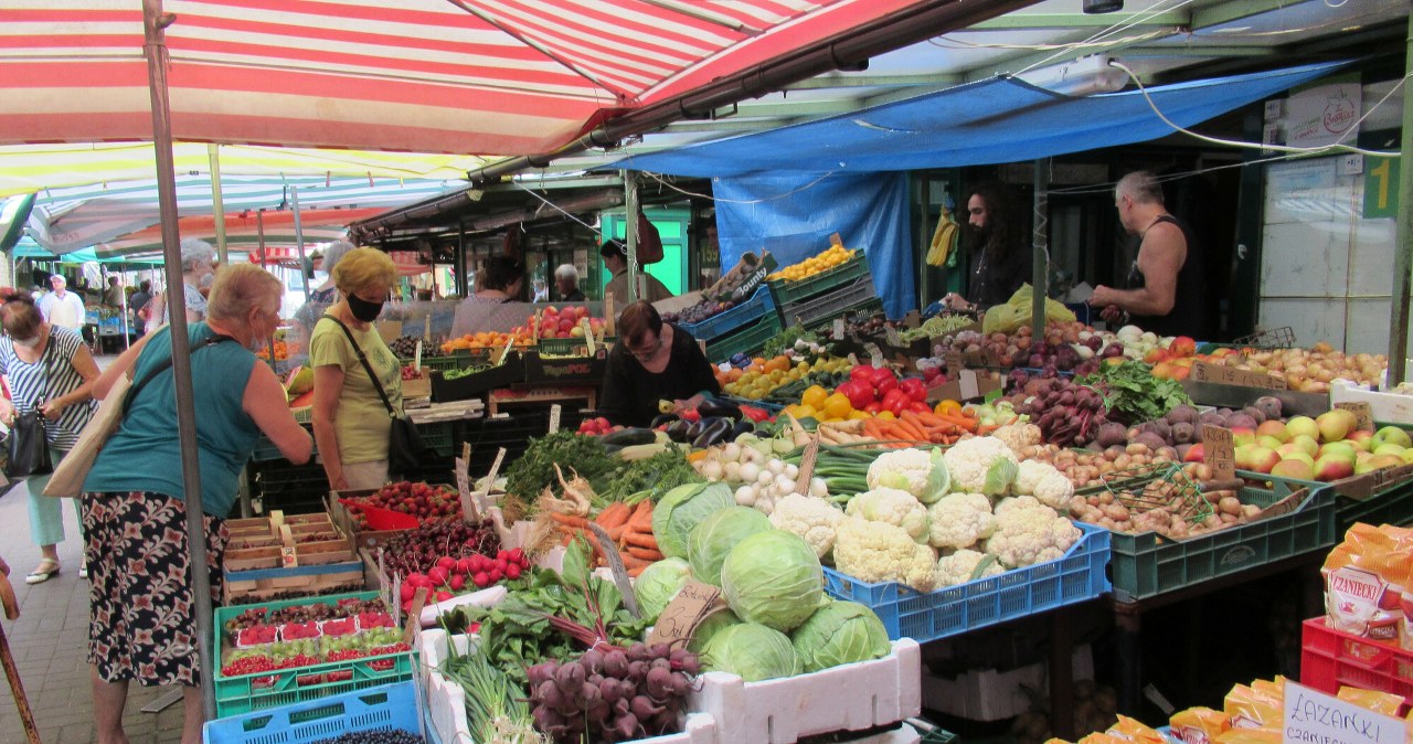 Owocowy "symbol luksusu" na rynkach. choćby 80 zł za 1 kg w hurcie