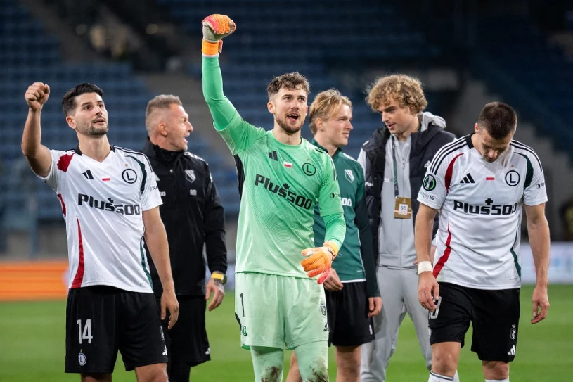 Legia Warszawa potwierdza. To koniec. Głośno o transferze to Anglii