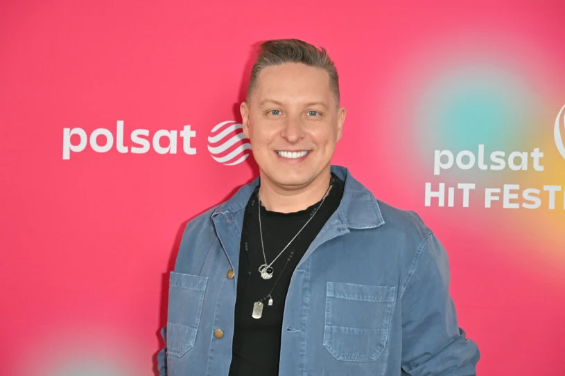 Hit "Pomimo burz" był przełomem. Powraca z nim na deski Opery Leśnej!