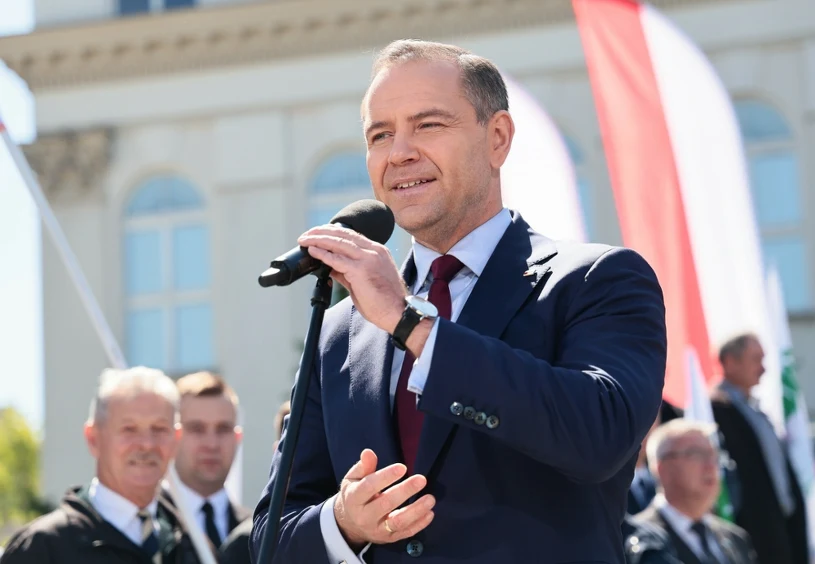 Prezydent Nawrocki ogłosił ruch ws. referendum. "Naród się wypowie"