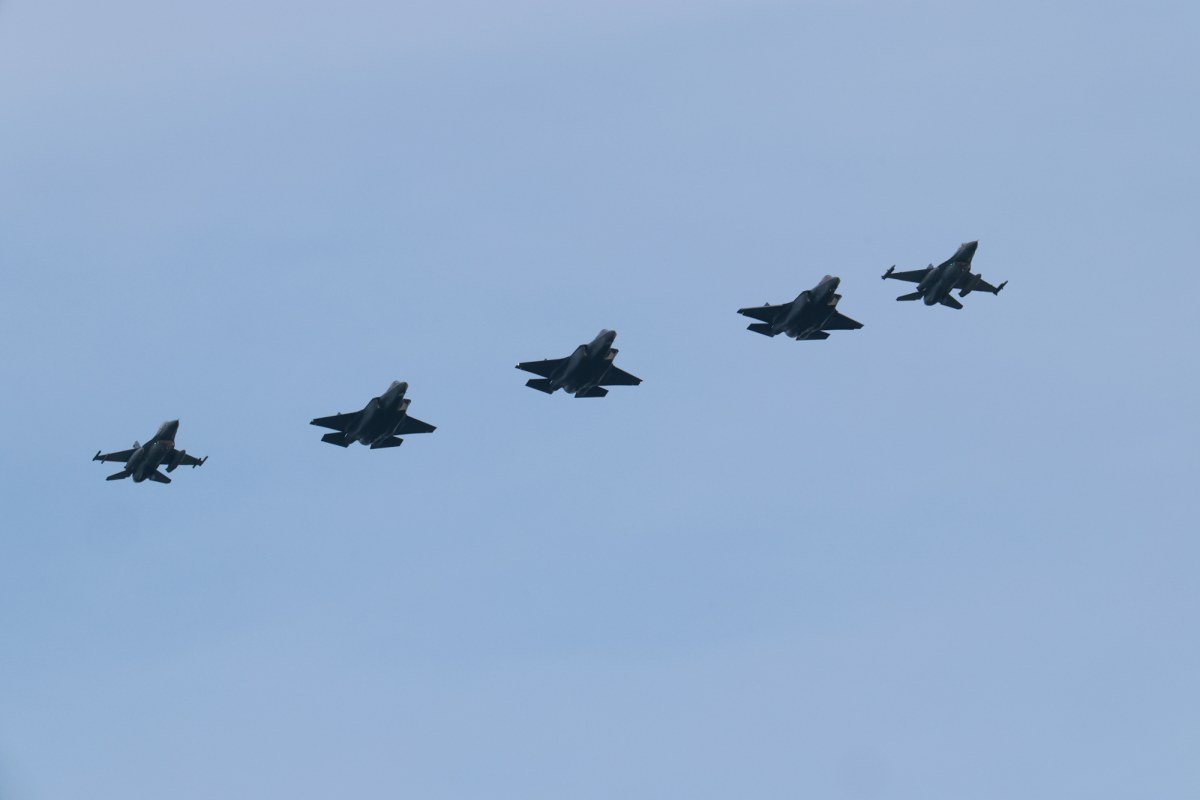 F-35 nad Polską! Pierwsze myśliwce piątej generacji już wylądowały
