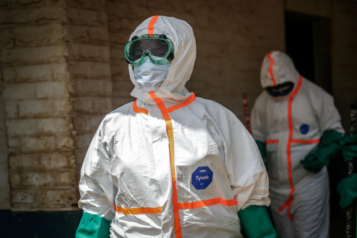 W Ugandzie potwierdzono trzy nowe przypadki zakażenia wirusem Ebola. Niepokojący jest fakt, że zainfekowane osoby przebywały w Kampali - stolicy i najgęściej zaludnionym mieście kraju.