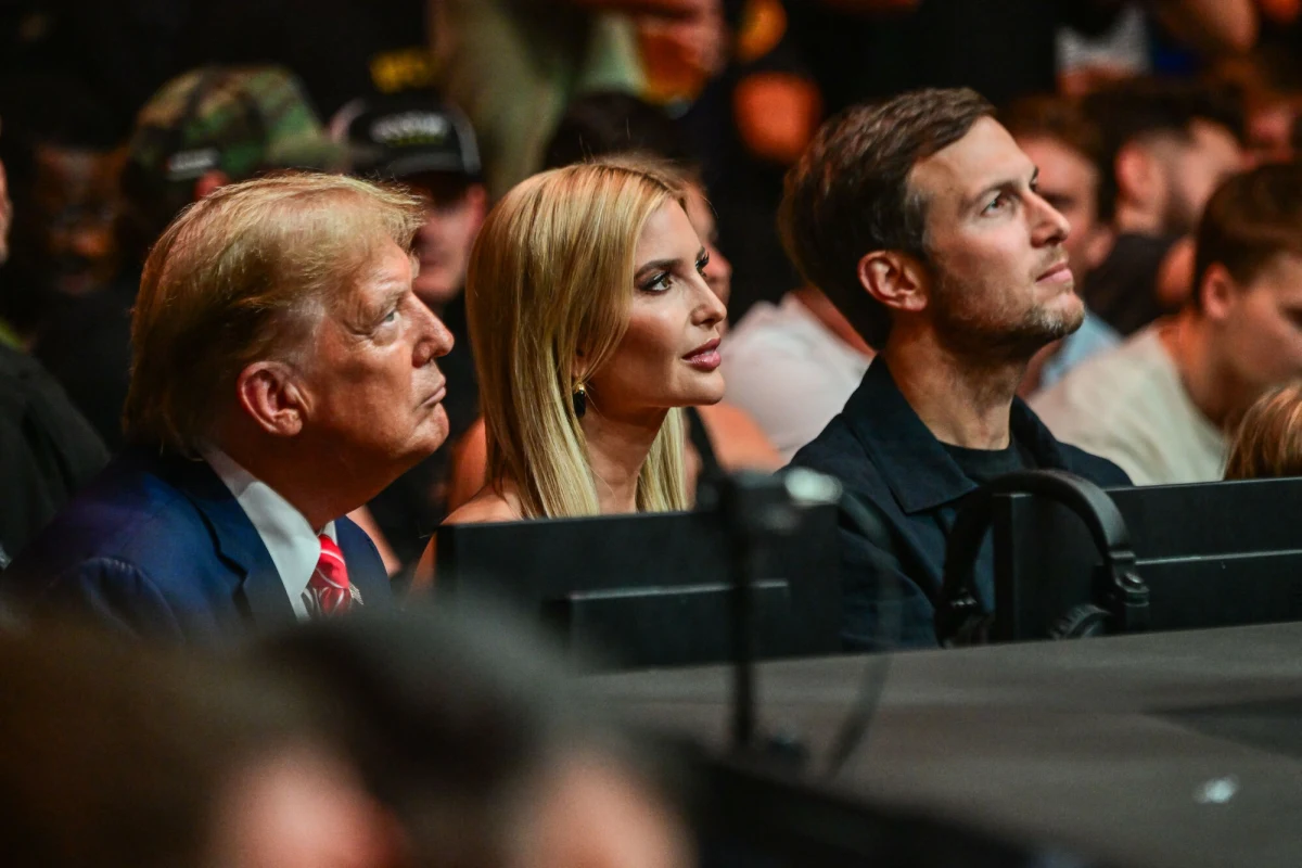 Córka Donalda Trumpa, 44-letnia Ivanka Trump, była celem zamachu planowanego przez terrorystę powiązanego z irańskim Korpusem Strażników Rewolucji Islamskiej. Niedawno zatrzymany 32-letni obywatel Iraku, Mohammad Baqer Saad Dawood Al-Saadi, chciał zabić córkę prezydenta USA, by pomścić śmierć swojego mentora, generała Kasema Sulejmaniego, zabitego przez Amerykanów w 2020 r.