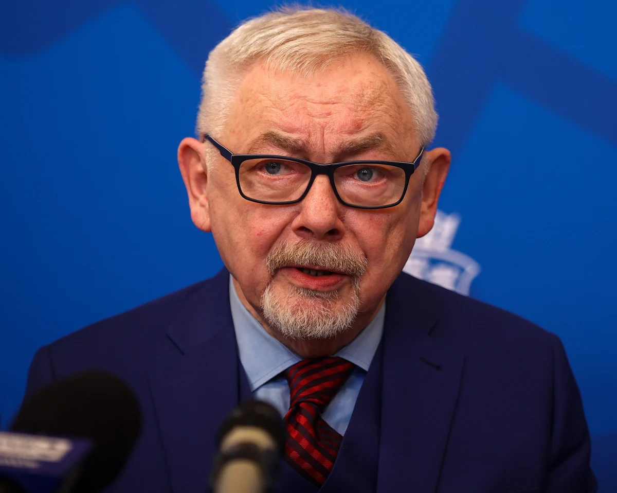 "Zawsze jest tak, że głosują ci, którzy są przeciwko. Liczyłem na to, że referendum będzie nieważne. Największym błędem Miszalskiego było jego otoczenie. Przegrał, bo musiał się zmierzyć z falą hejtu" – powiedział w Gościu Specjalnym o 9:00 w Radiu RMF24 prof. Jacek Majchrowski, odnosząc się do decyzji niedzielnego referendum za odwołaniem Aleksandra Miszalskiego z funkcji prezydenta miasta. Były prezydent Krakowa Podkreślił, że nie zamierza startować w wyborach na prezydenta miasta. 