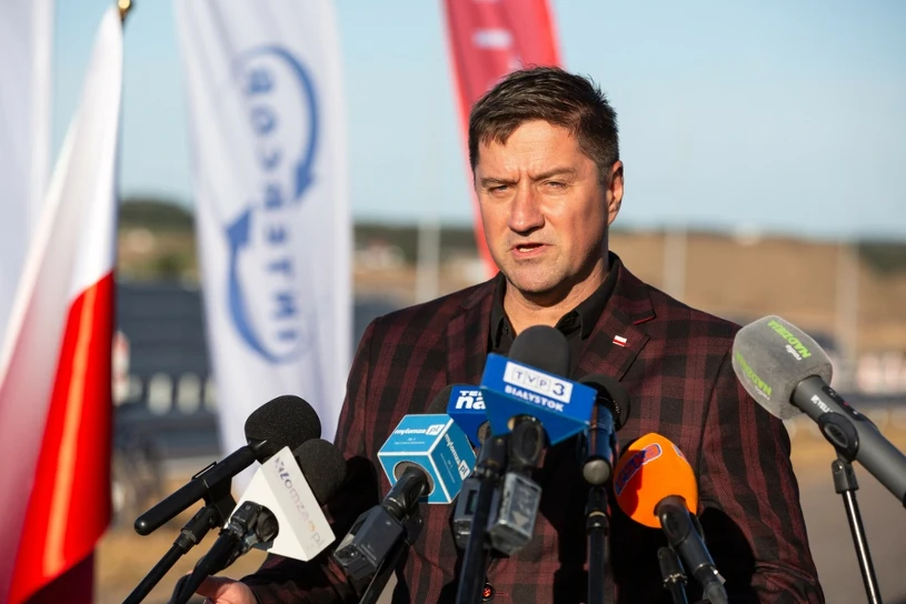 Gwizd w Sejmie i przeprosiny, sportowiec wywołał burzę w polityce