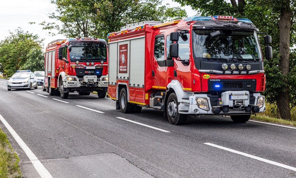 Zderzenie czterech osobówek i ciężarówki w Brzozie