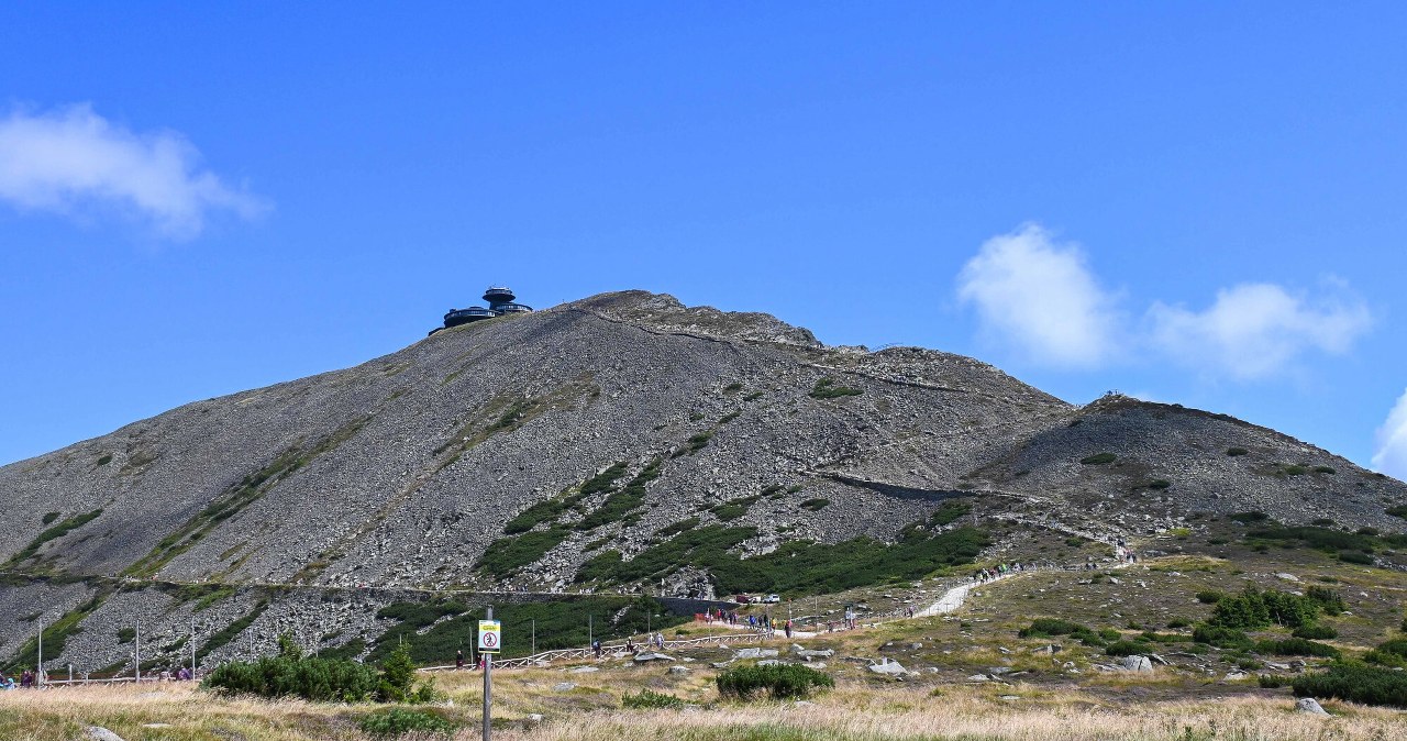Tajemnice płaskiego terenu pod Śnieżką. Historia geologiczna Sudetów Tajemnice płaskiego terenu pod Śnieżką. Historia geologiczna Sudetów