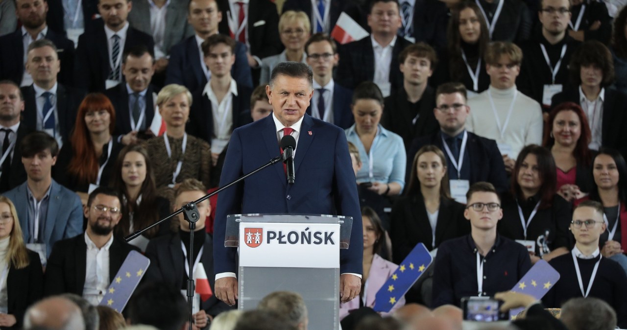 Zełenski odznaczył polskiego burmistrza. Otrzymał Złote Serce