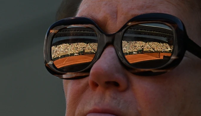 Rozpacz w Rosji, sensacja na Suzanne Lenglen, Turniejowa "6" na aucie