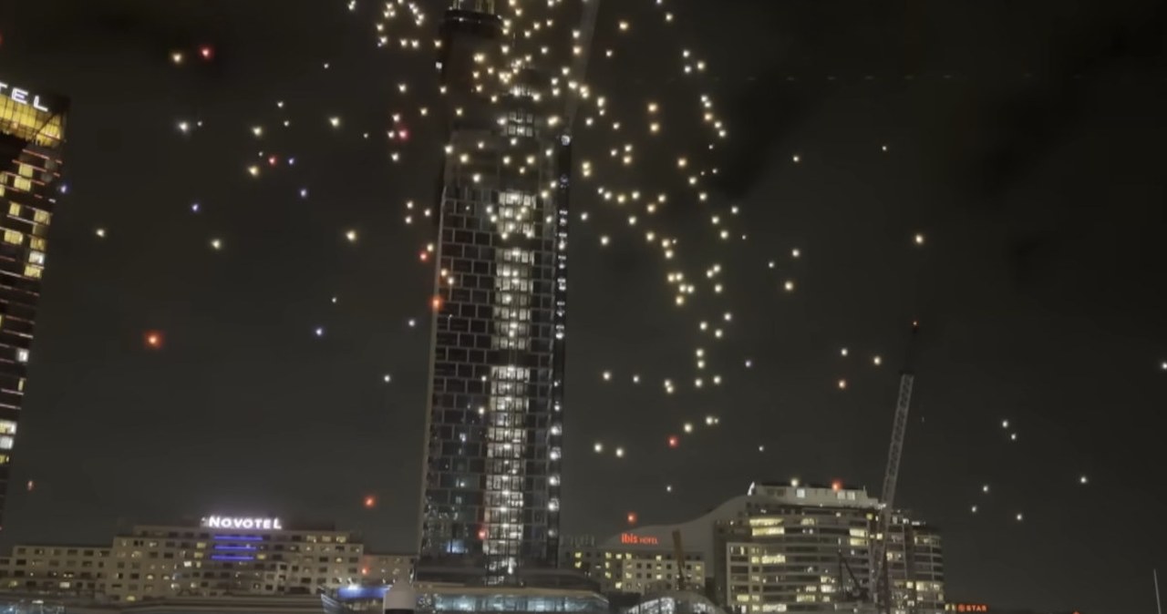 Wypadek podczas pokazu Vivid Sydney. Kilkadziesiąt dronów spadło z nieba