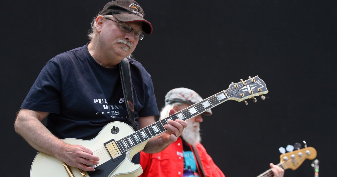 W młodości kazali mu porzucić gitarę! Gdyby posłuchał, nie powstałby Dżem