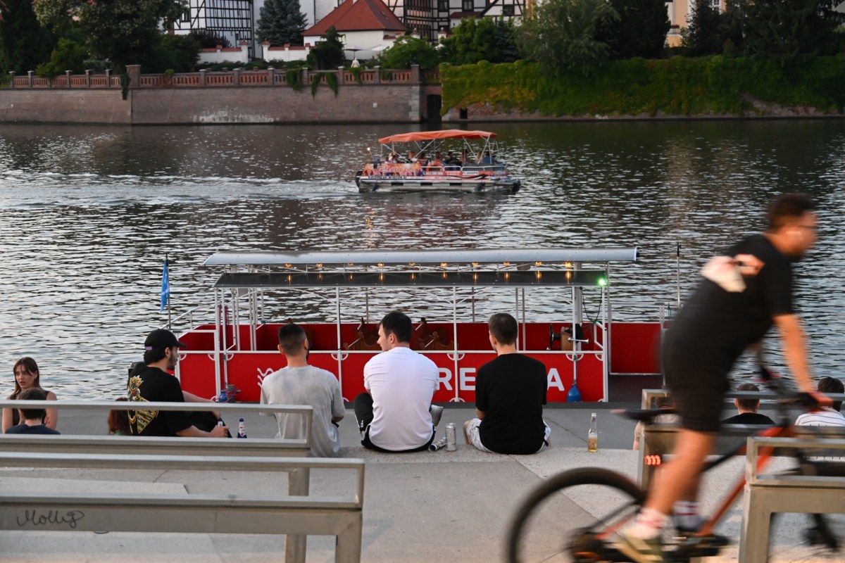 Rekordowo niskie niezadowolenie w Polsce. Najnowszy sondaż zaskakuje
