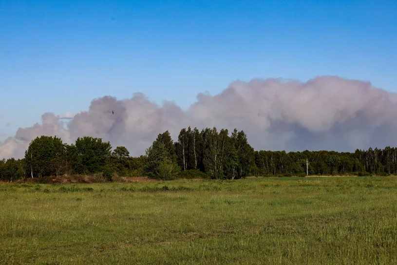 Ogromny pożar na Mazowszu. Decyzja zapadła, dwie wsie ewakuowane