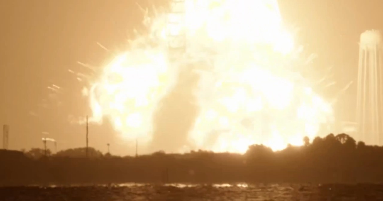 Eksplozja rakiety New Glenn. Poważny cios dla Blue Origin i powrotu na Księżyc