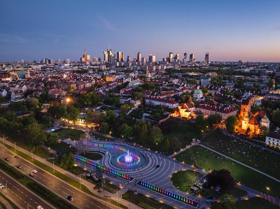 /UM Warszawa /
