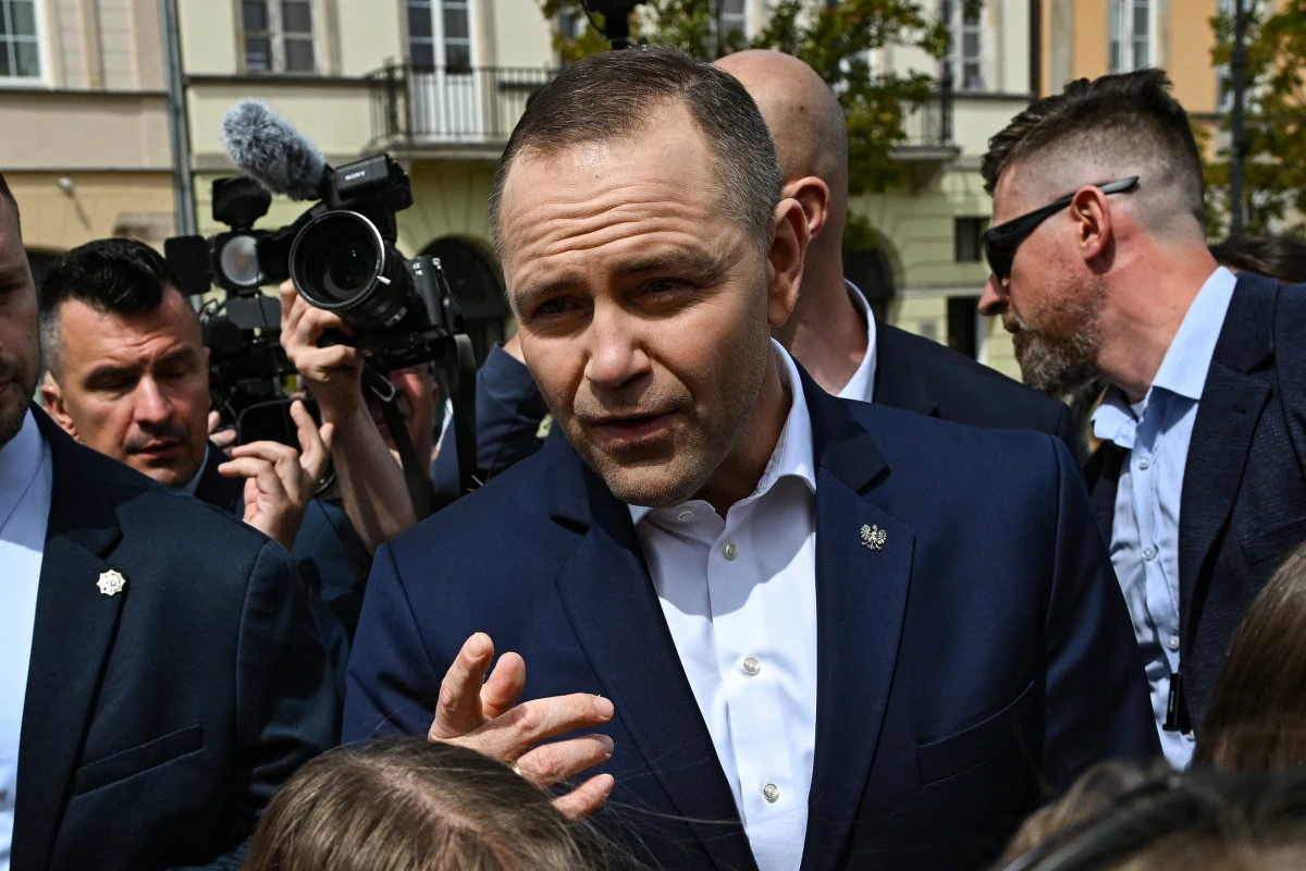 Szykuje się prezydenckie weto. Karol Nawrocki szybko zareagował na uchwalenie przez Sejm ustawy o statusie osoby najbliższej w związku i umowie o wspólnym pożyciu. Jak podkreślił, nie podpisze żadnego prawa, które będzie stanowiło alternatywę dla małżeństwa. 
