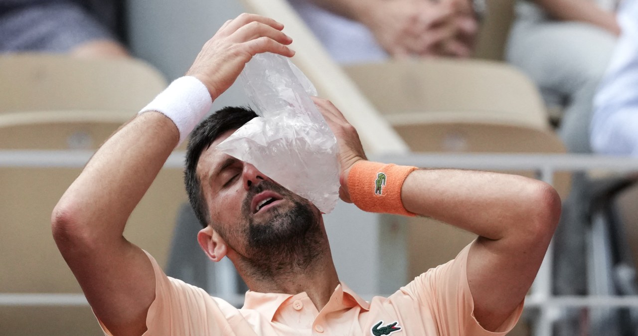 Sensacyjna porażka Djokovicia na Roland Garros. 2-0 w setach i zwrot akcji