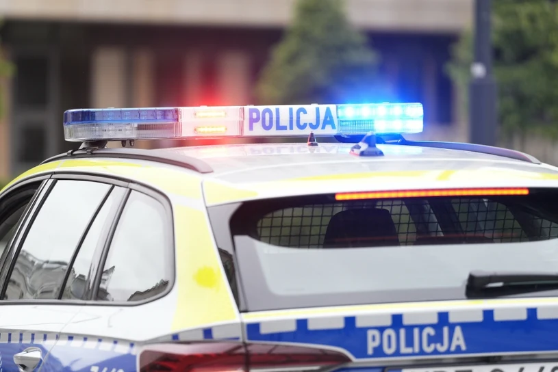 Pościg ulicami Krakowa. Dwoje policjantów rannych