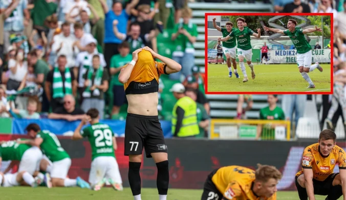 Byli blisko upadku. Teraz świętują awans. Gol w 97. minucie