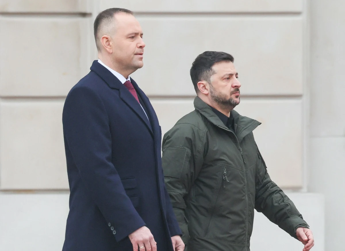 Szef Biura Polityki Międzynarodowej Marcin Przydacz stwierdził na antenie Polsat News, że prezydent Ukrainy Wołodymyr Zełenski powinien zadzwonić do Karola Nawrockiego i przeprosić za decyzję o nadaniu jednej z jednostek wojskowych imienia "Bohaterów UPA". Polityk nie wyobraża sobie również, że premier Donald Tusk będzie blokował decyzję prezydenta ws. odebrania Zełenskiemu Orderu Orła Białego.
