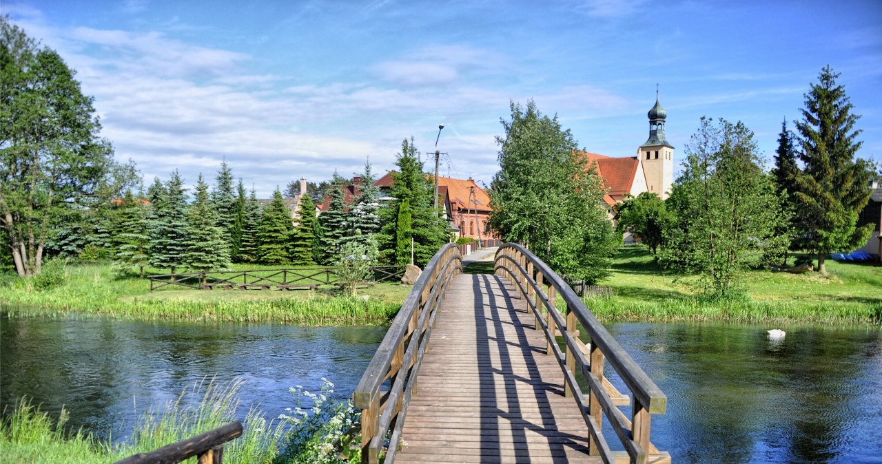 Bez tłumów i kolejek do atrakcji. Ten region Polski zachwyca seniorów