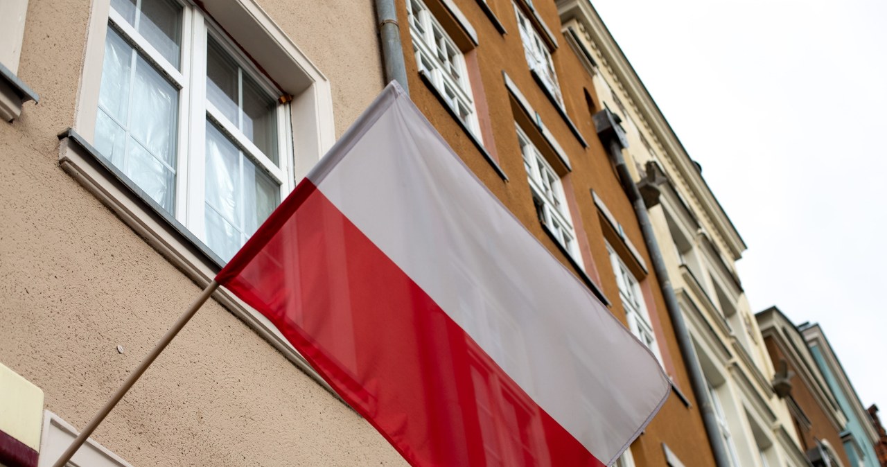 12 lipca trzeba wywiesić flagę. Jakie święto obchodzimy w niedzielę?