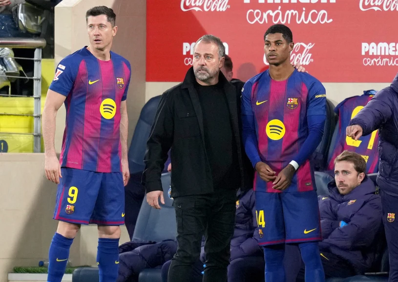 Kłopot Barcelony, chwilę po pożegnaniu "Lewego". Flick będzie wściekły