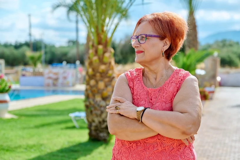 Brzuch po 60. roku życia - czemu rośnie mimo mniejszego apetytu i porcji?