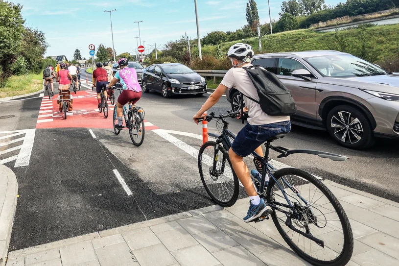 Ważna zmiana przepisów 3 czerwca. Dotyczy rowerzystów i użytkowników hulajnóg