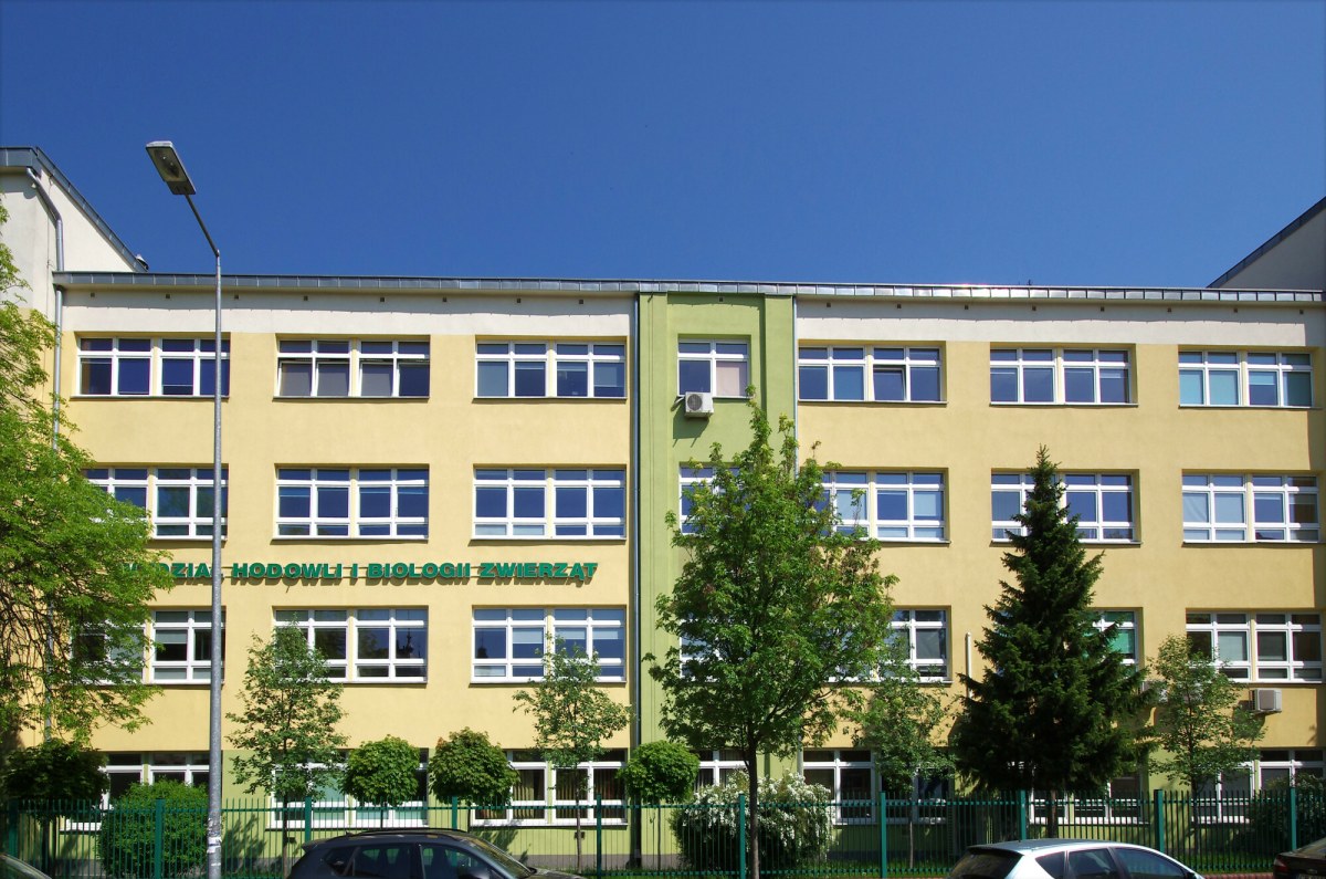 Ewakuacja Politechniki Bydgoskiej. Podejrzenie wycieku niebezpiecznej substancji