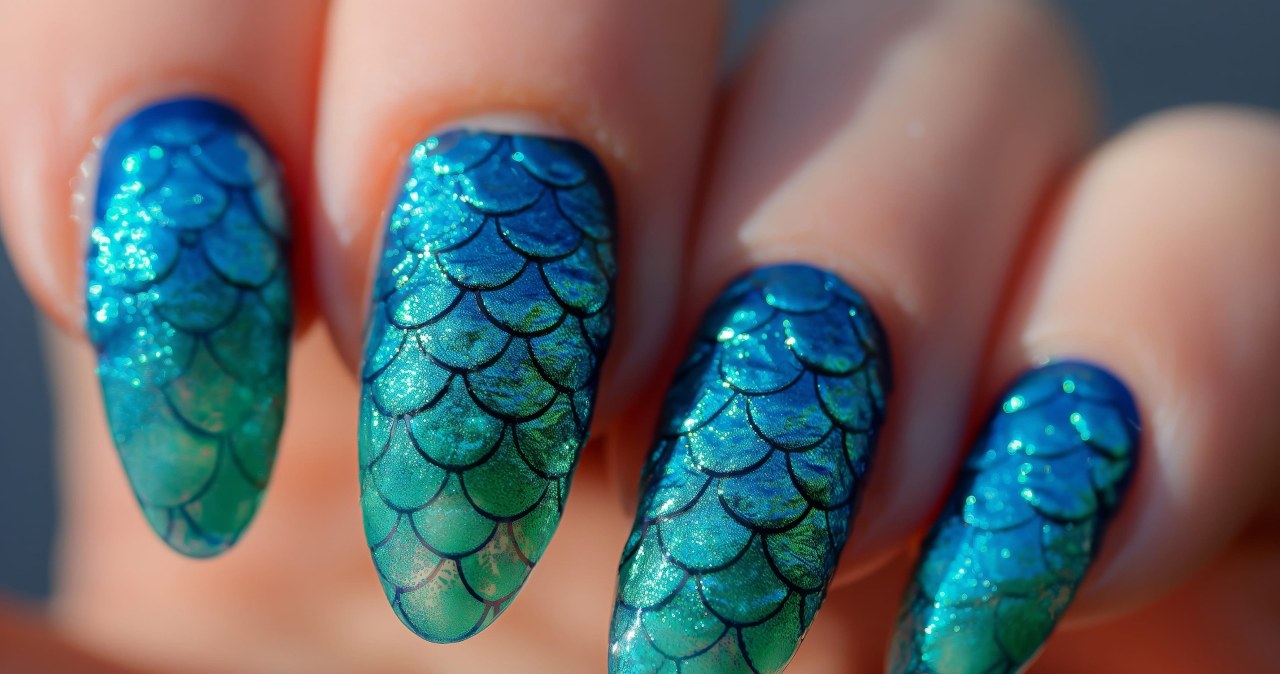 Ten manicure będzie hitem lata. Wszyscy chcą nosić sardynkowe paznokcie