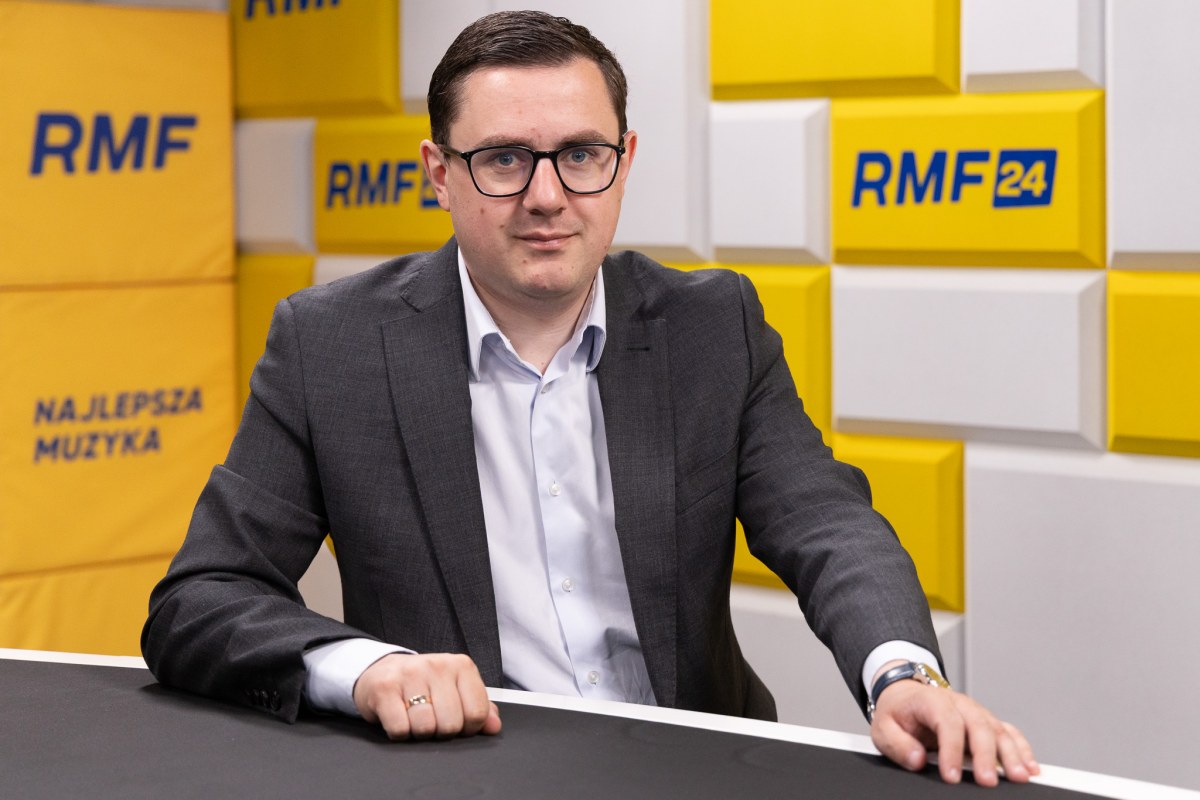 Ceny paliw niżej w długi weekend? Miłosz Motyka w RMF FM