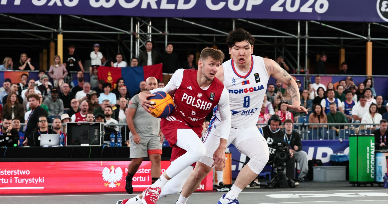 Gortat na trybunach, koszmarny początek Polaków. Koniec przed czasem