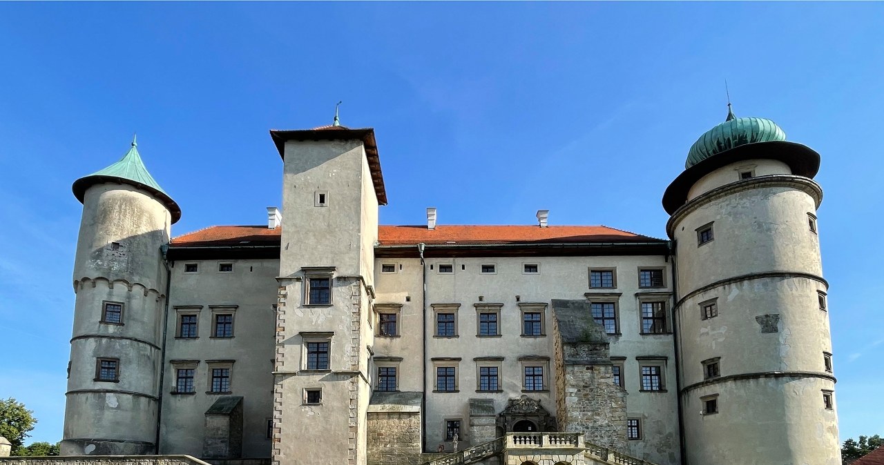 Imponujący zamek godzinę drogi od Krakowa. Idealny na weekendową wycieczkę