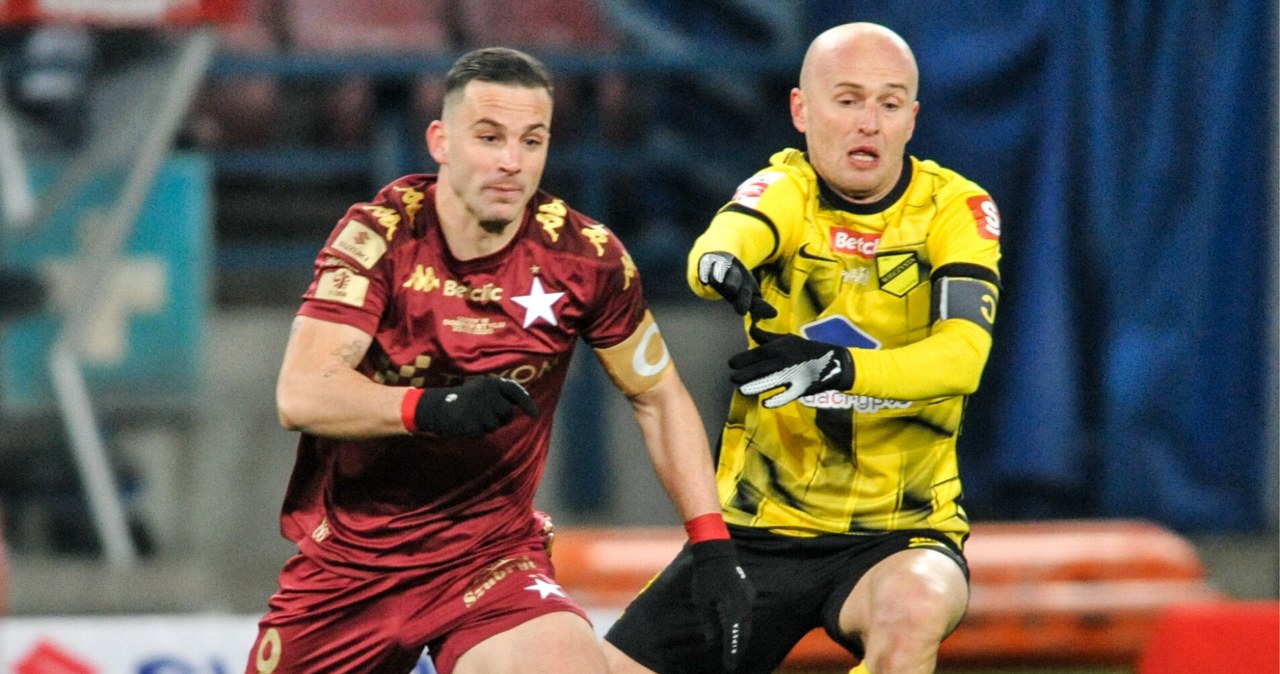 Trener Wieczystej o transferach gwiazd. "Sprawy będą załatwiane"
