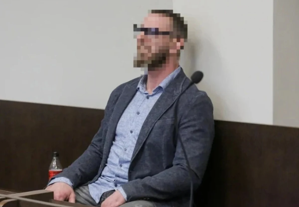 Były łódzki adwokat od "trumny na kółkach", Paweł K., musi się liczyć z kolejnymi zarzutami. Jak ustalił reporter RMF FM, prawnik skazany za spowodowanie śmiertelnego wypadku, w którym zginęły dwie kobiety, tym razem przewija się w śledztwie narkotykowym prowadzonym przez Prokuraturę Regionalną w Krakowie.