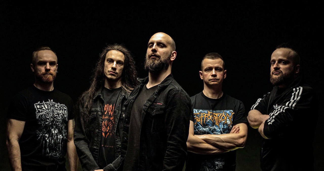 "Bezlitosne uderzenie" od metalowców z Krakowa. ”Brutalny majstersztyk”