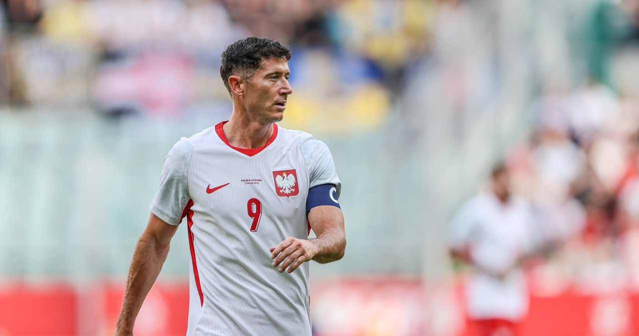 Lewandowski zobaczył Brzęczka, od razu taka reakcja. I to tuż przed meczem