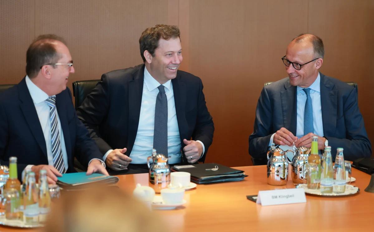 Niemcy odrzucają wezwania Komisji Europejskiej oraz Polski do zniesienia kontroli granicznych. Zapowiadają jedynie "elastyczność". Polska i KE naciskają na Berlin.