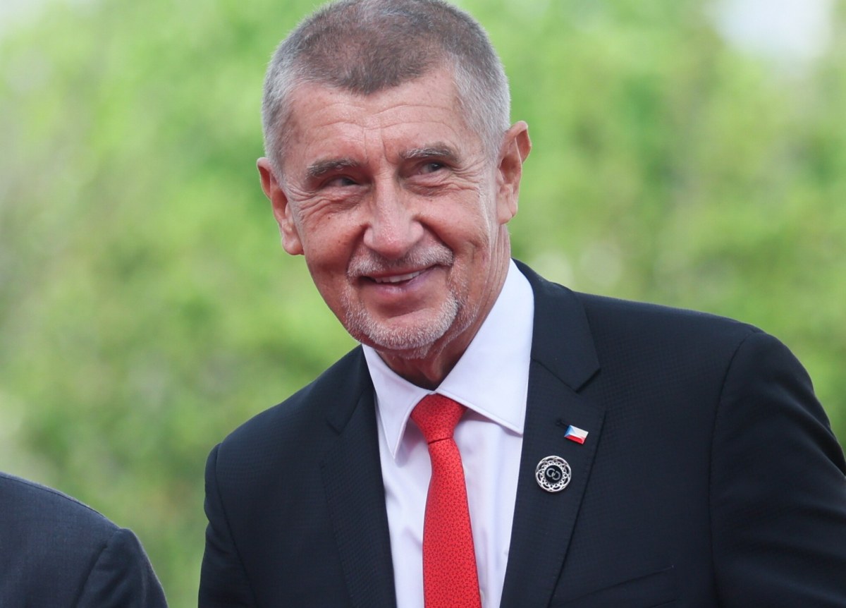Rozmowy pokojowe z Rosją? Propozycja premiera Czech
