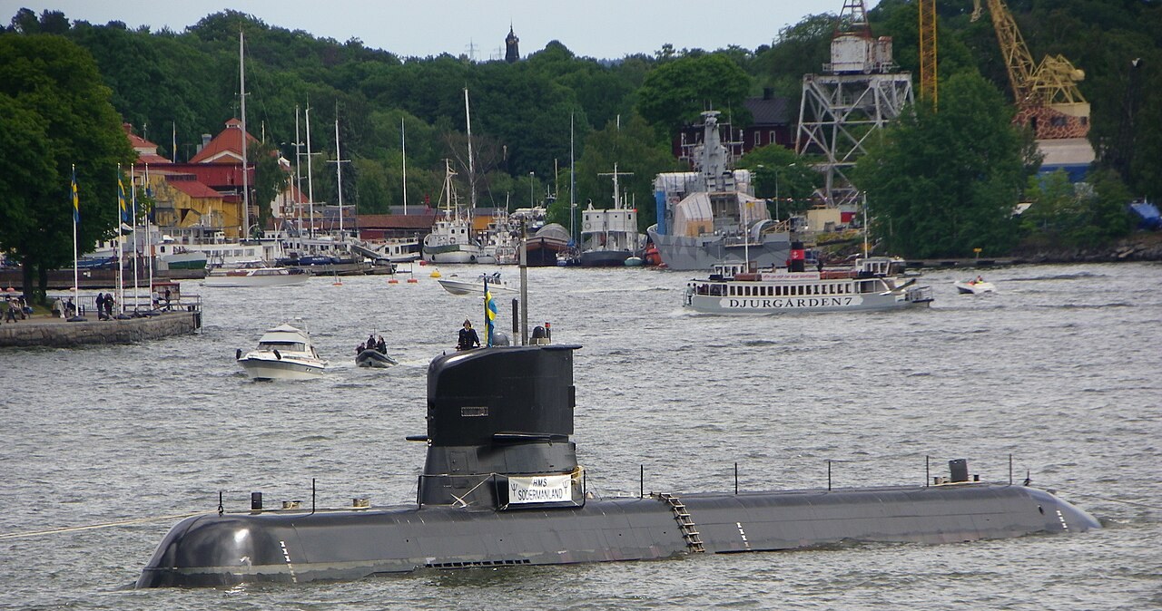 Szwedzi wypożyczą Polsce okręt podwodny. Co potrafi HMS Södermanland?
