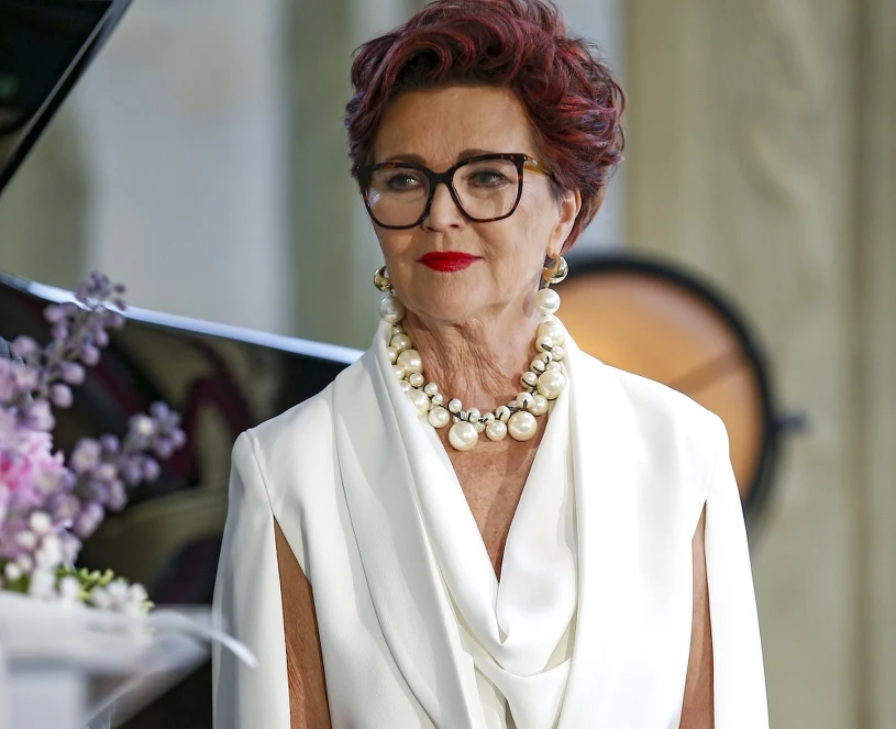 Tak ubiera się Jolanta Kwaśniewska. Letnie stylizacje robią wrażenie