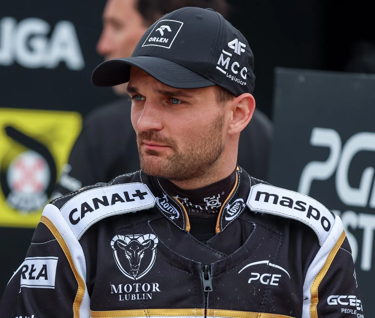 ​Bartosz Zmarzlik w finale żużlowych zawodów Grand Prix rozgrywanych w angielskim Manchesterze zaliczył niegroźny upadek i został wykluczony z powtórki. Broniący tytułu Polak zajął tym samym czwarte miejsce w trzeciej rundzie mistrzostw świata. Nadal jednak prowadzi w klasyfikacji generalnej. Zawody wygrał Australijczyk Max Fricke.
