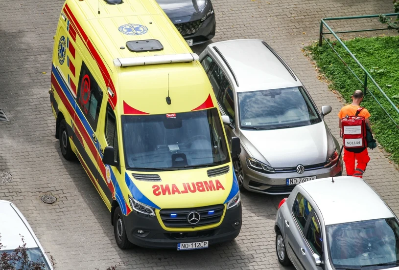 Pięciolatka wypadła z 11. piętra. Nowe informacje o stanie dziecka