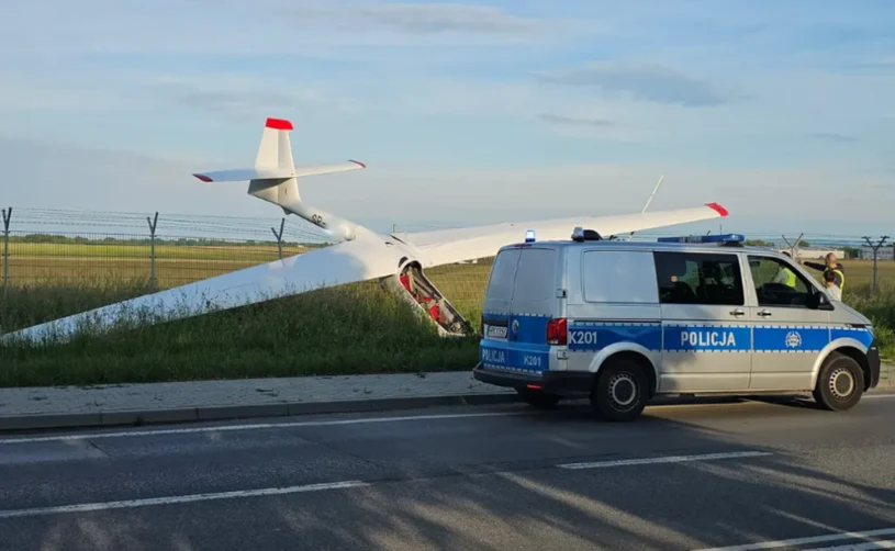Wypadek szybowca w Krośnie. Nagle runął na ogrodzenie