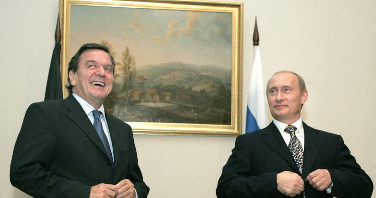 Order Orła Białego dla Zełenskiego. „Odznaczenie odebrać też Schröderowi” Order Orła Białego dla Zełenskiego. „Odznaczenie odebrać też Schröderowi”