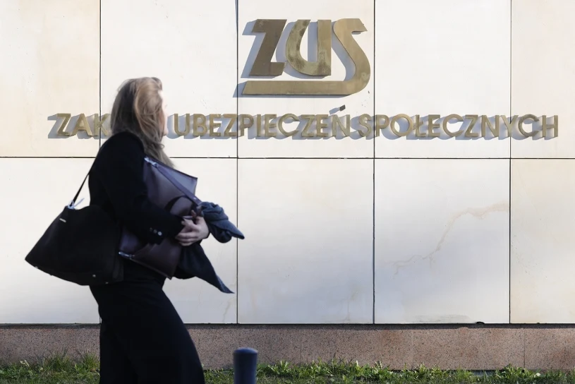 ZUS brał od nich składki przez lata. Teraz twierdzi, iż pieniądze przepadły