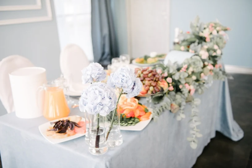 Wedding emergency basket — what to pack to save the party